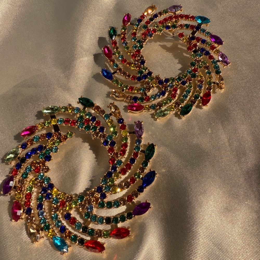 Anthropologe Colourful Multicolor Spiral Statement Earrings - Picture 6 of 12